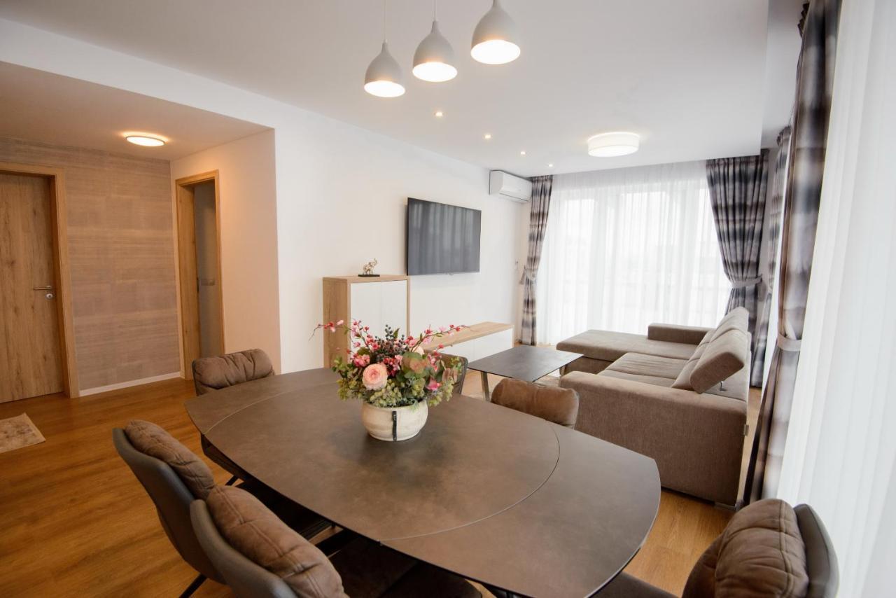 Penthouse Eliza - Coressi Μπρασόβ Εξωτερικό φωτογραφία